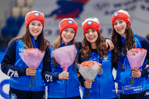 Koreańczycy zdominowali Mistrzostwa Świata Juniorów w Arenie Lodowej [ZDJĘCIA]