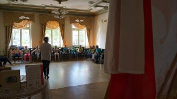 Lekcja patriotyzmu dla najmłodszych w Bibliotece