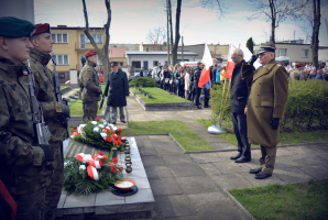 Tomaszowianie oddali hołd ofiarom zbrodni katyńskiej